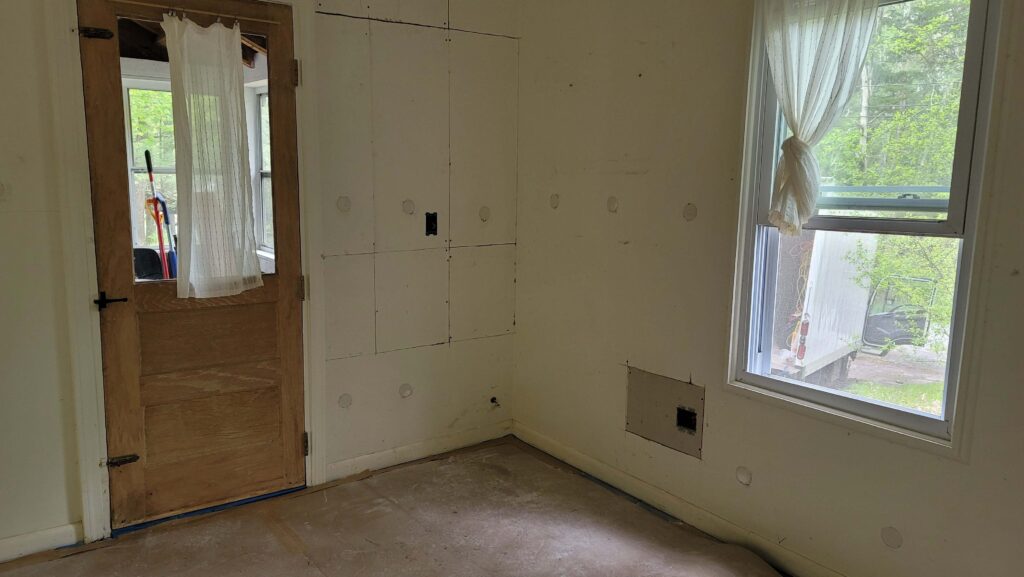 WALL AND SEALING INSULATION